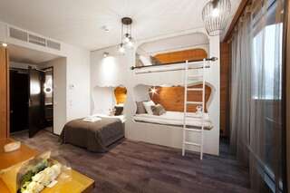 Отель Hotel Aateli Вуокатти Улучшенный двухместный номер с 1 кроватью или 2 отдельными кроватями-16